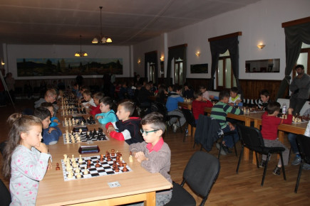 Megyeközi ifjúsági sakkverseny