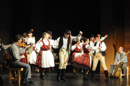 A Debreceni Hajdú Táncegyüttes Gyergyószárhegyen