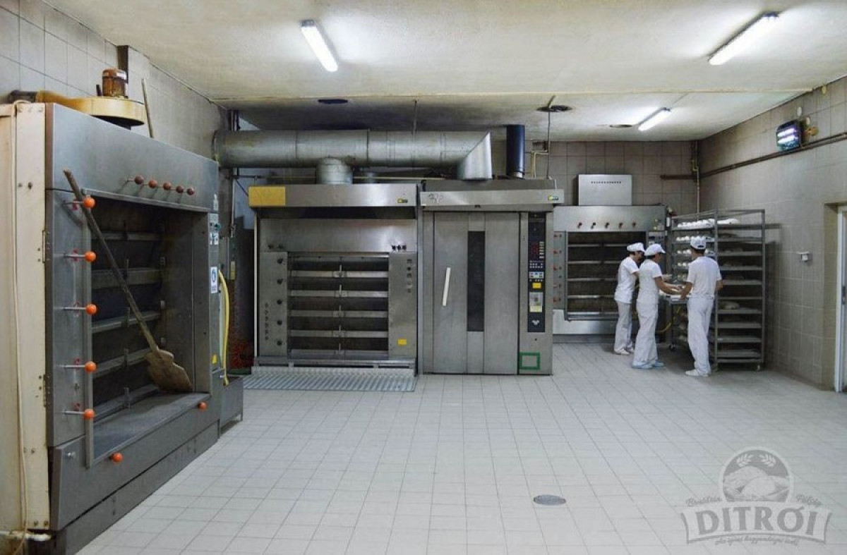 Munkaügyi felügyelők ellenőrzik a gyergyóditrói pékséget