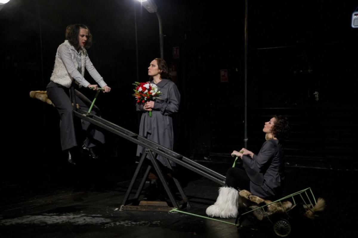 A Hideg a március első előadása a Figuránál